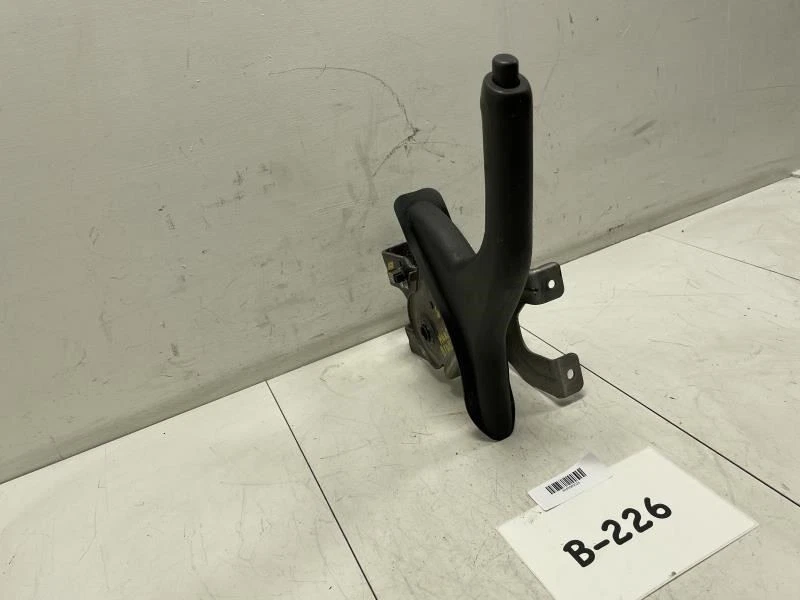 KIA SOUL GL 2010 manija de freno de estacionamiento de emergencia OEM+ Foto 3 de 4