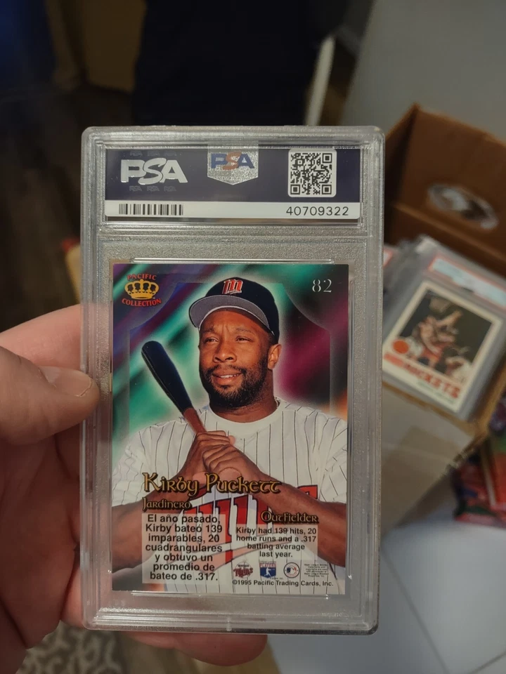 1995 Pacific Baseball Prism Kirby Puckett Minnesota Twins #82 - Image 2 of 3