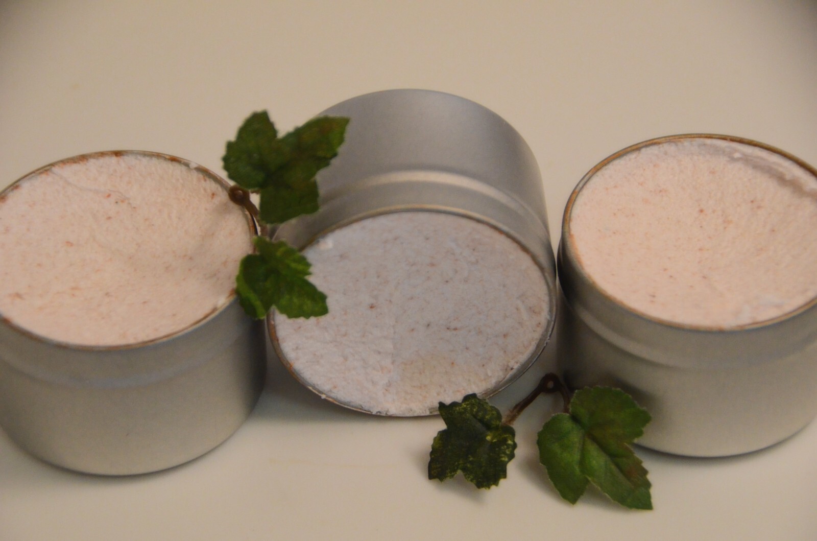 Pink Himalayan Body Scrub Exfoliating and Moisturizing Mango and Coconut Milk&nbsp;