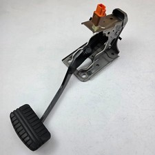 2015 Mitsubishi Outlander Sport Brake Pedal Assembly Switch Oem 2015 Mitsubishi Outlander Sport Brake Pedal Assembly Switch Oem