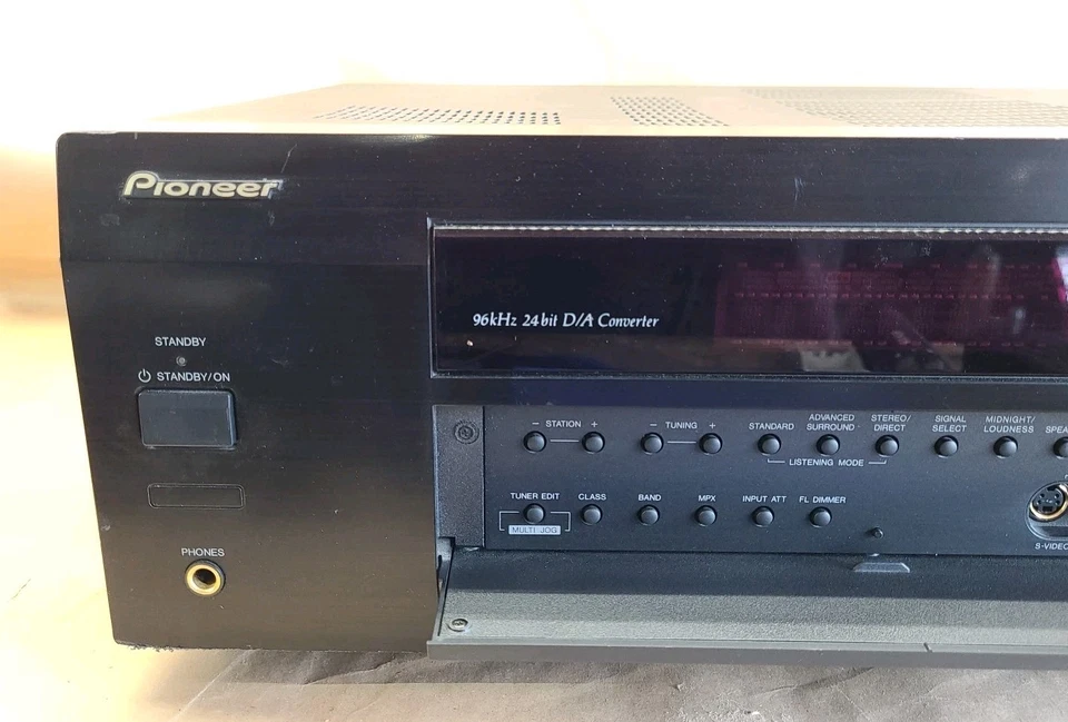 Pioneer VSX-D711 Dolby Surround Sound Stereo Receiver No Remote - Tested Working - Image 2 of 4