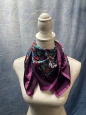 Gorgeous Vintage 1970s Vibrant Purple Floral Women  s Scarf Polyester 30x30  