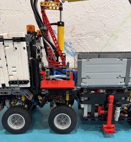 LEGO TECHNIC  MERCEDES-BENZ (42043) COMPLETED WITH MANUALS NO BOX NO STICKERS