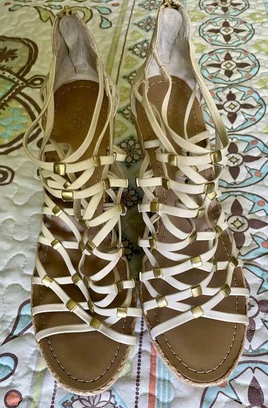 Vince Camuto Wedge Heels Sz. 9.5B/39.5 NWOB LQQK!