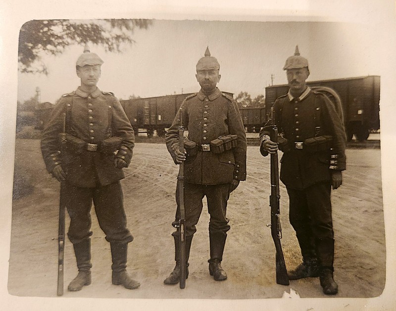 Rare WWI German Photo Album Lazarettzug Hospital Train Russian POWs 96 photos