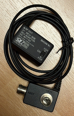 Sony RFU-90E - RFU Adaptor - RFU Adapter Kamera auf TV mit Umschalter 3CH/4CH