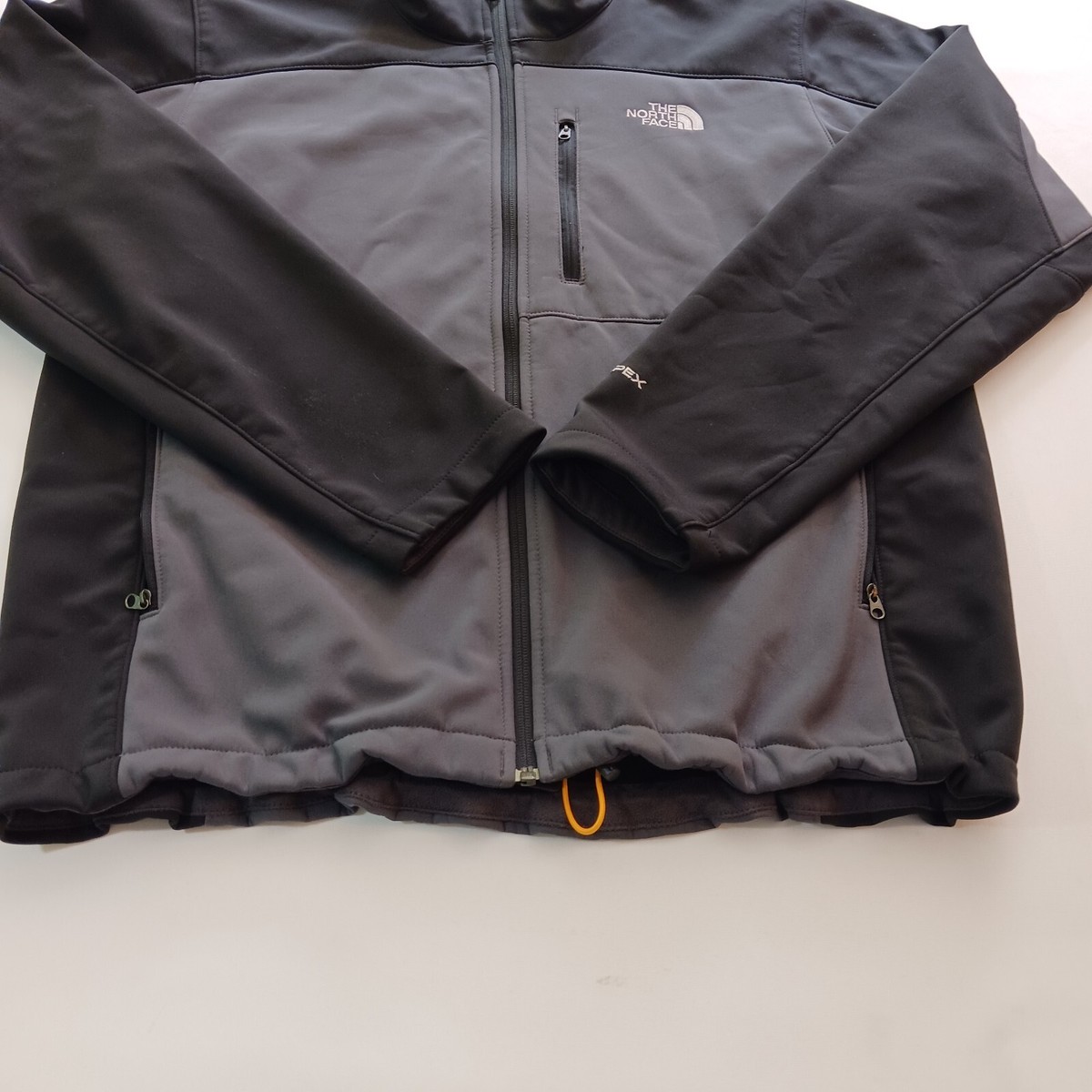 THE NORTH FACE Black & Gray Jacket RN#61661 CA 30516 Full