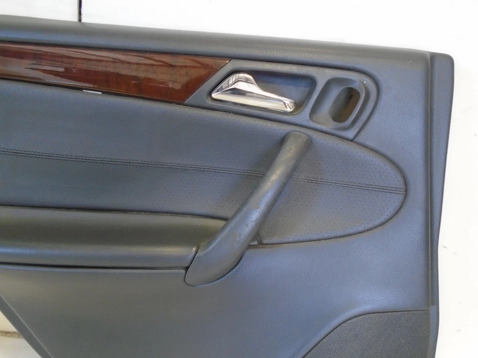 DK705358 2001 - 2005 MERCEDES C320 后轮驱动左侧室内门板原始设备制造商 — 第 4/4 张图片