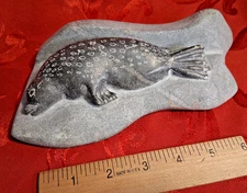 9" Old Eskimo Inuit Artist Signed & numbered Soapstone Carving Seal on Floe Nice
