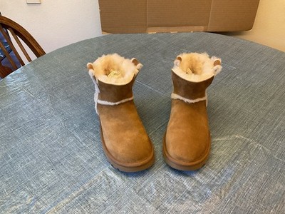 UGG Women s Classic Mini Spill Seam Chestnut  (1100211) Sz 6 NEW