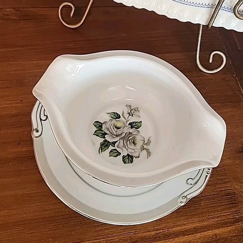 Porcelain White Rose ( Platinum) Sauce Gravy Bowl Japan #3939