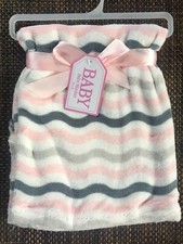  NWT Girls ZAK and ZOEY Plush Striped/Chevron Soft  Snuggly Blanket  