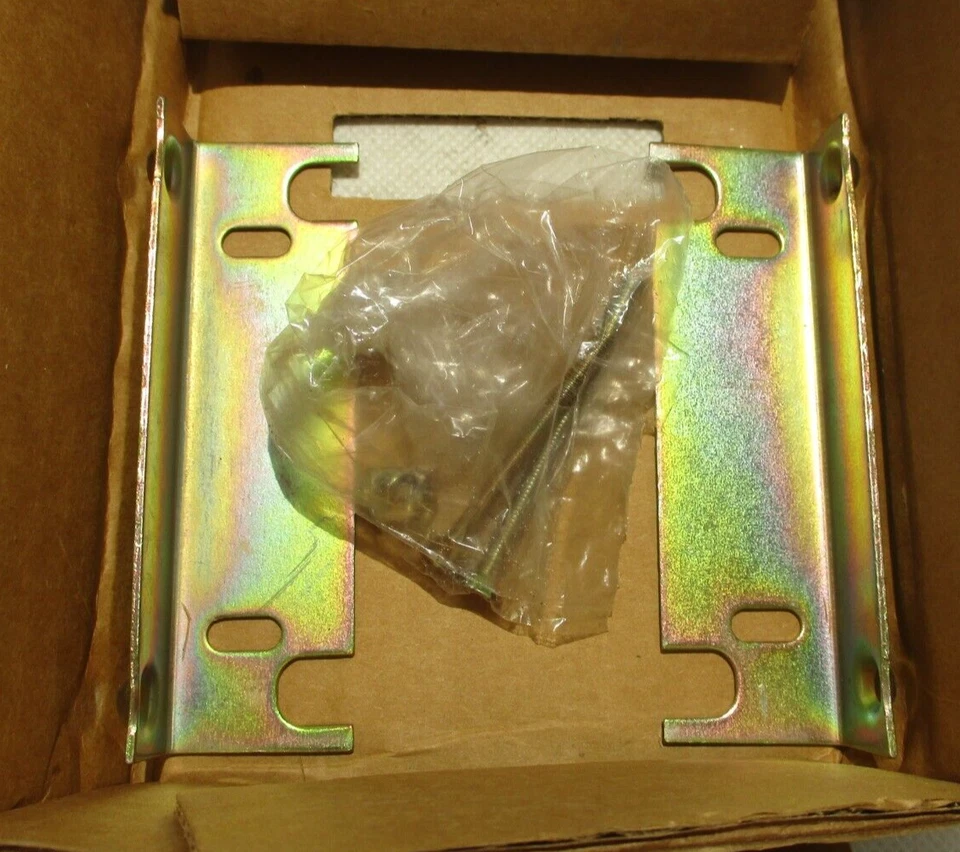 NEW PMC PROCESS MEASUREMENT 180-SHT-401 CURRENT TRANSFORMER - Image 3 of 4