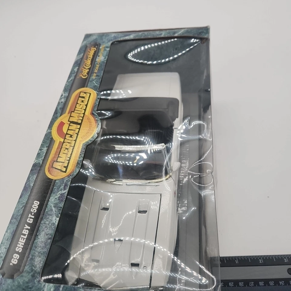 ERTL American Muscle '69 Shelby GT-500 escala 1:18 blanco INV. #1576 Foto 4 de 4