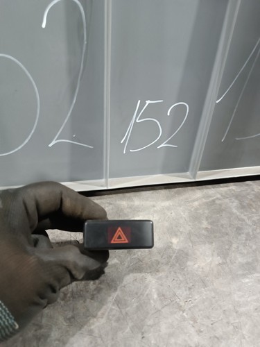 Original BMW 5er E39 Schalter Warnblinker Warnblinkerschalter 8350947