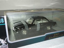 1965 ALFA ROMEO GTA BLACK 1:18 ROAD SIGNATURE OPENING HOOD, DOORS  TRUNK