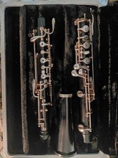 Used Bundy oboe, excellent condition.