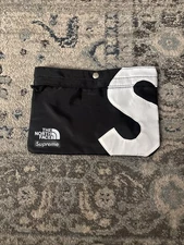 PRE OWNED Supreme x The North Face Black S Logo Shoulder Bag FW20