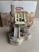 David Winter Cottages The Artists Studio Model Village Vintage 12cm Tall VGC