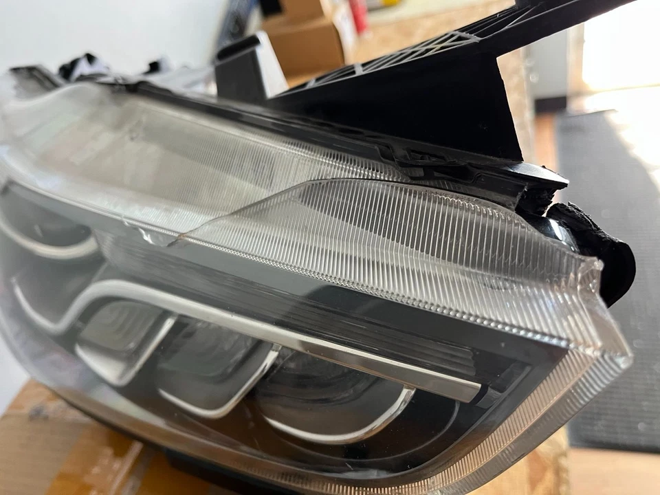 Faro delantero derecho Maserati Ghibli 2014-2023 xenón oculto fabricante original (¡ver notas!) Foto 2 de 4