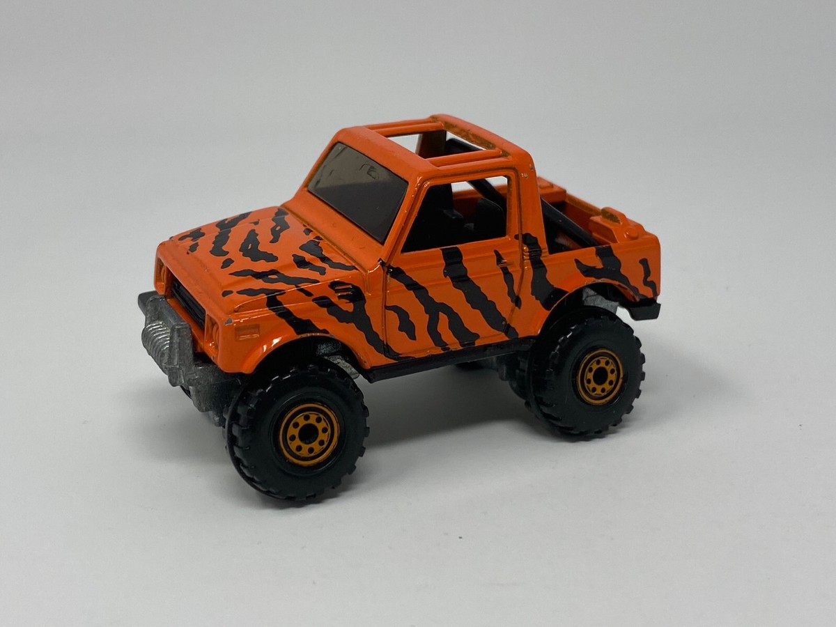 Vintage 1988 Mattel Hot Wheels Orange 4x4 Safari SUZUKI Jeep with