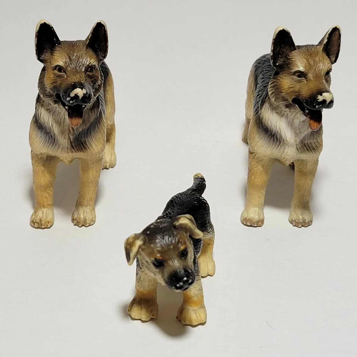 白木/黒塗り ロイヤルコペンハーゲン・シェパード・高さ16cm×20cm