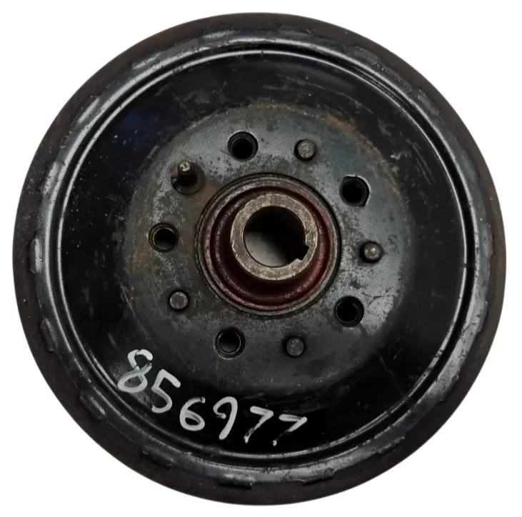 40-42 Dodge Deluxe Series D-19 Buje de freno trasero izquierdo lado del conductor y tambor 856977 Nuevo de Lote Antiguo Foto 2 de 4