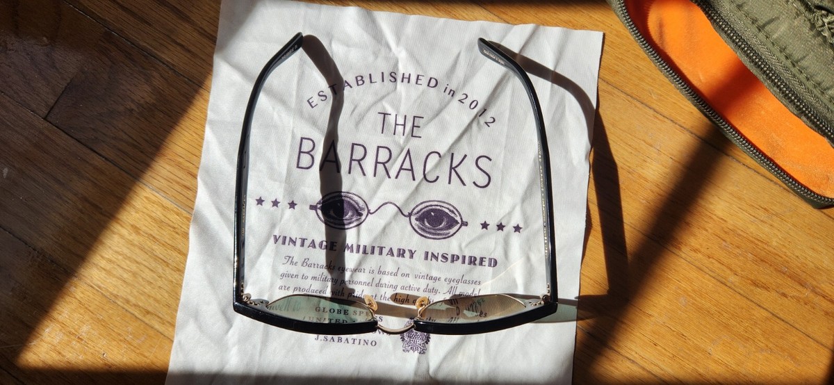 THE BARRACKS サングラス　GLOBE SPECS GLOBE SPECS｜新アイウェアブランド「THE BARRACKS」デビュー