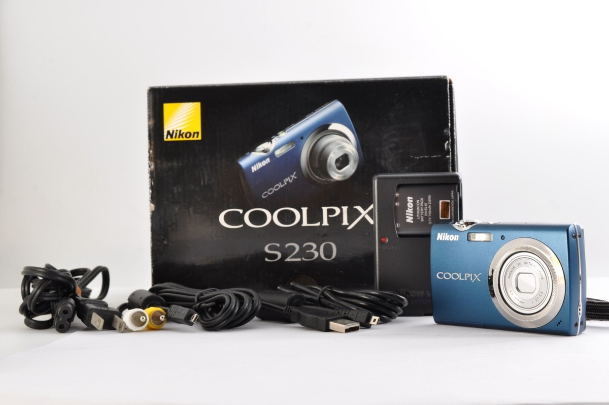 Nikon Coolpix S230 10.0MP 3x Optical Zoom [Near Mint] Japan
