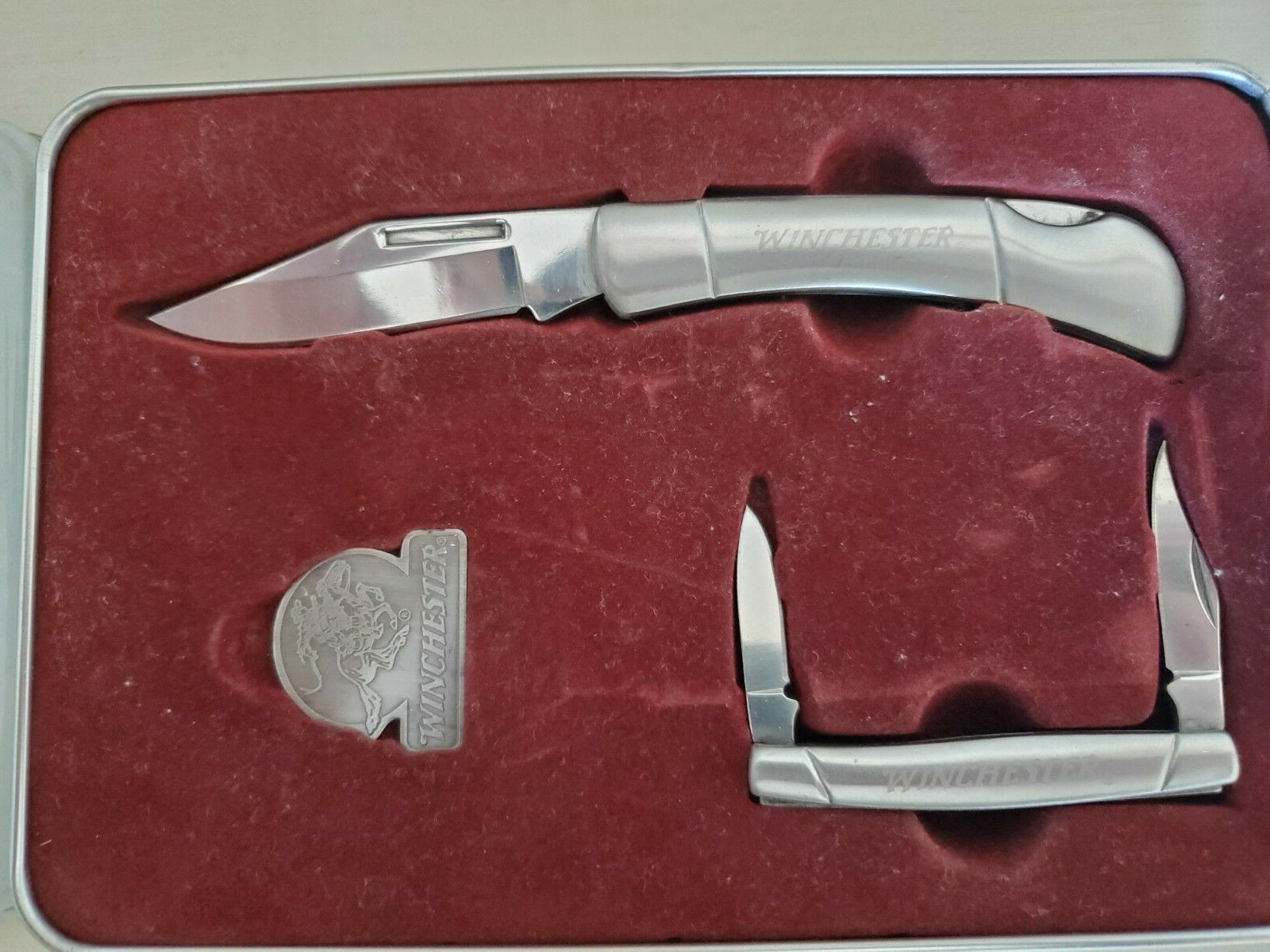 Winchester 2-Knife Set with Pin and Original Case-image