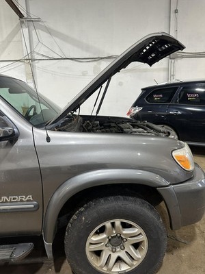 Used Front Right Fender fits: 2006 Toyota Tundra R. w/fender flare Front Right G