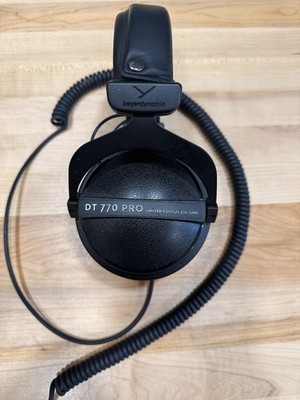 beyerdynamic DT 770 PRO Limited Edition 250 OHM Black Wired Studio Headphones