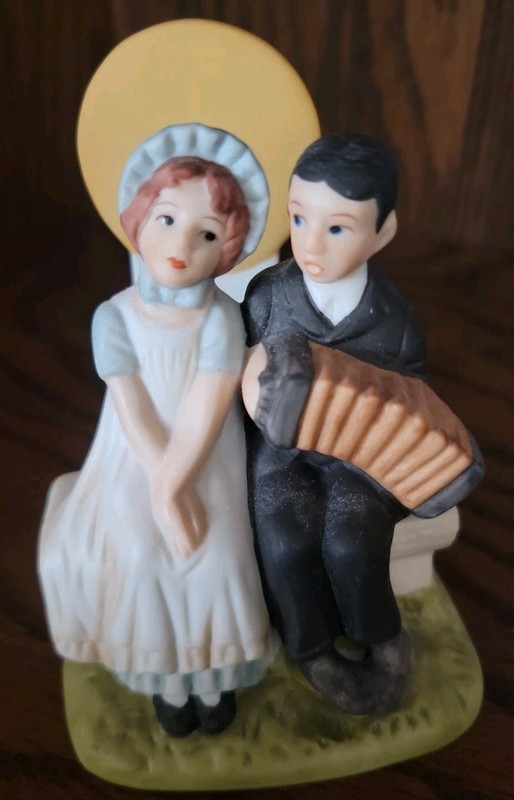 Norman Rockwell THE ACCORDIANIST 1990 Danbury MINT Mini Figurine