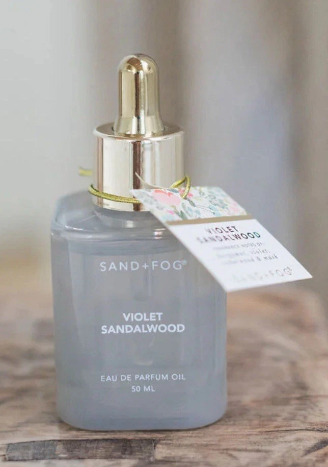 Aceite eau de parfum arena + niebla violeta sándalo 1,7 fl oz 50 ml Foto 3 de 3