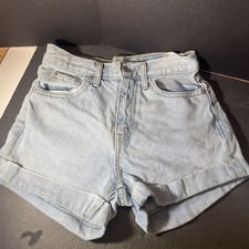Levi Strauss Co. Women's A-Line cuff Shorts - Light Wash, Mid-Rise, Size 25