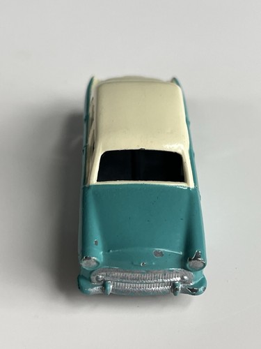 Lesney Matchbox #43 Hillman Minx Blue/White Top Gray Wheels - Picture 5 of 10