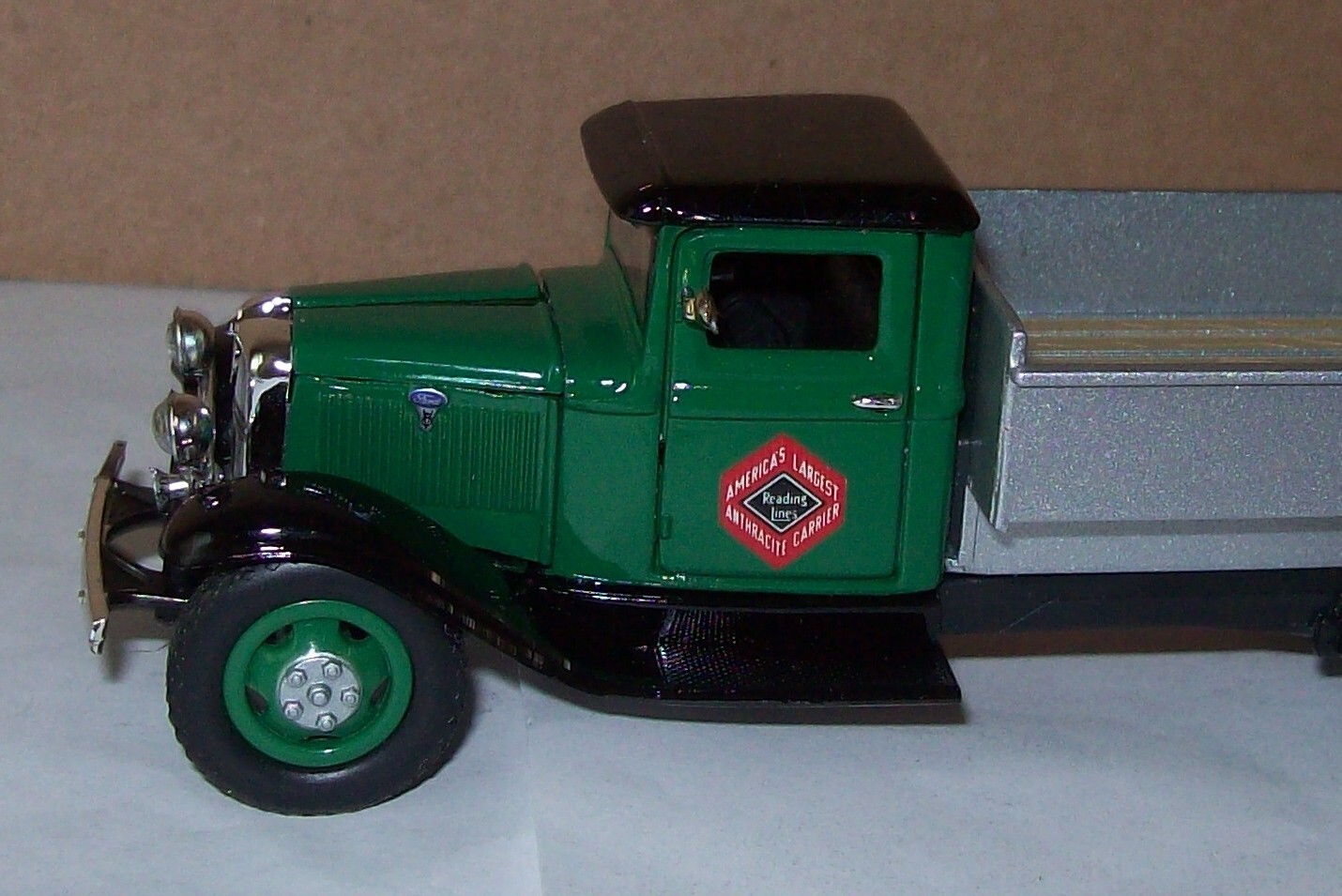 Picture 1 of 8