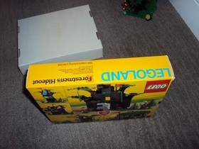 LEGO 6054 LegoLand Castle Forestmen's Hideout Complete Inner Box & 2 Manuals