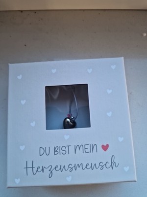 Geschenkbox '' Du bist mein Herzensmensch ''  mit Anhänger