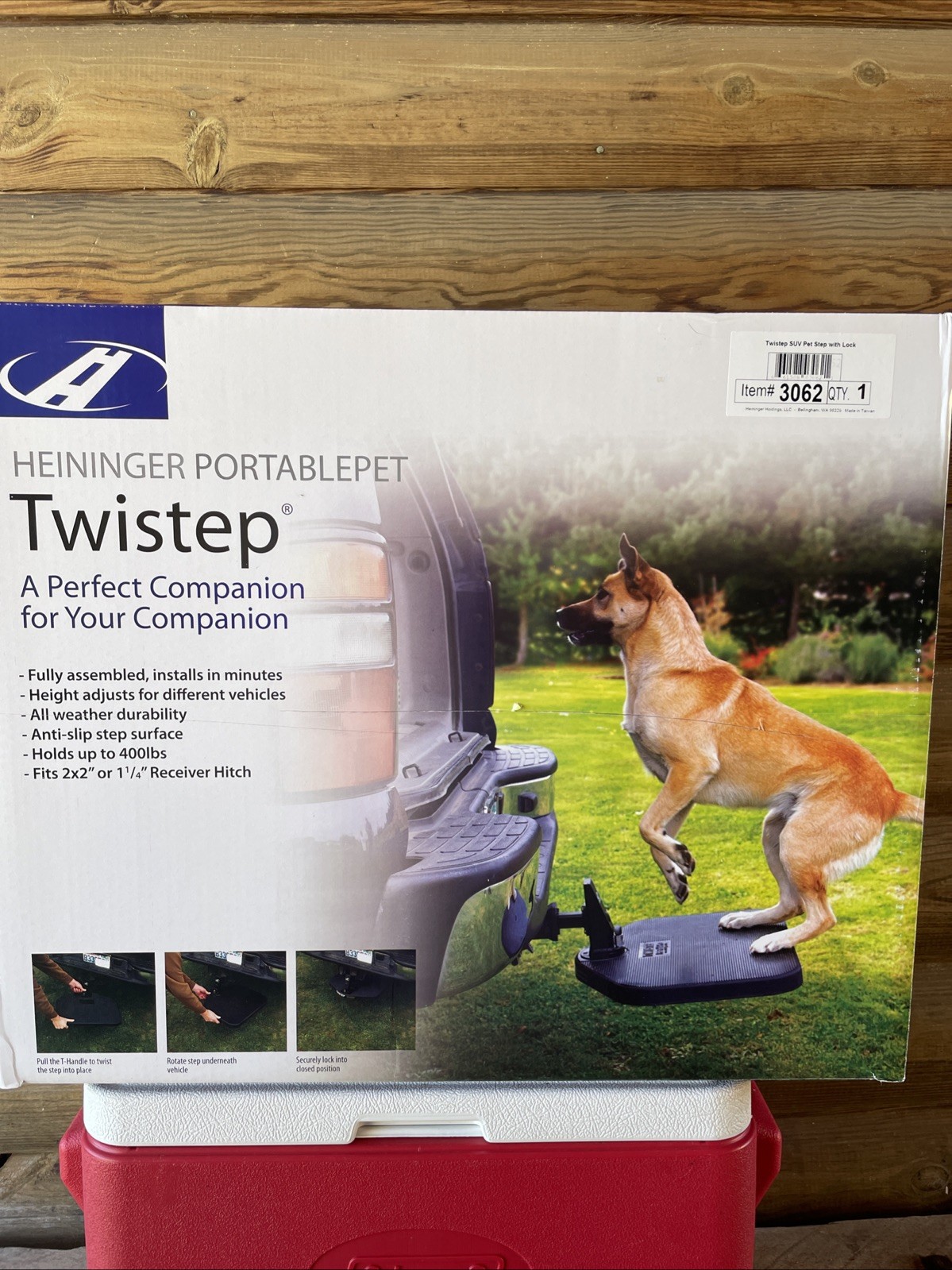 Heininger Portablepet Twistep with lock. NIB. FAST FREE SHIPPING!!