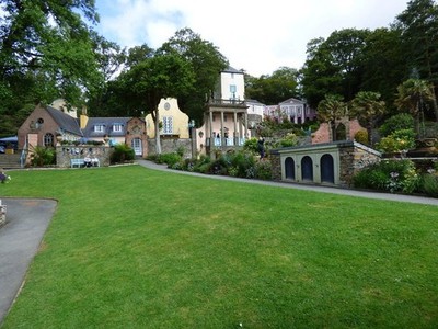 Photo A2 Portmeirion Village Porthmadog  c2015