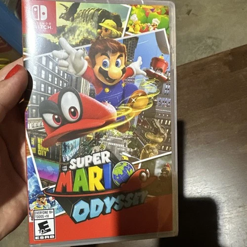 Super Mario Odyssey - Nintendo Switch (Original Case and Cartridge)