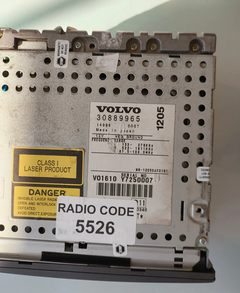 Unidad principal/radio VOLVO con CD, GPS HU-1205 30889965 para S40/V40/S60 CÓDIGO INCLUIDO Foto 2 de 4