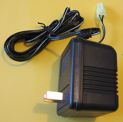Ni-MH Battery Charger Metal Gearbox M4, G36, MP5, M16, ETC 8.4V Mini Connector  