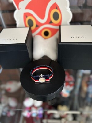 GUCCI LIMITED EDITION VERY RARE, Feline Heads, Mother-of-Pearl Dial Ladies Watch Gucci G-Timeless Women main image 4