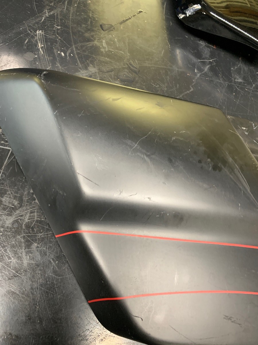 66250-09 LEFT SIDE COVER FLAT BLACK RED PINSTRIPE HARLEY