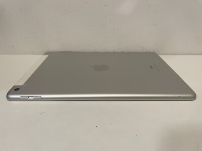 Apple iPad 5th Gen. 32GB, Wi-Fi + Cellular (Verizon), 9.7in
