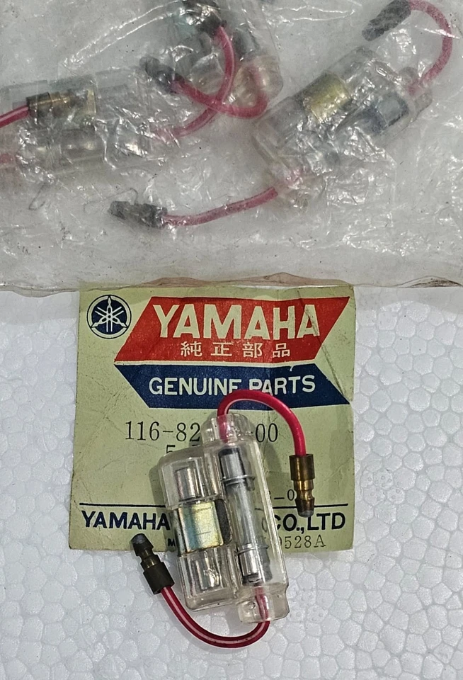 YAMAHA U5 U7 YG1 YG5 DT200 DT250 FS1 T50 T80 TDR125 MATE 80 V80 FUSE HOLDER ASSY Foto 4 de 4