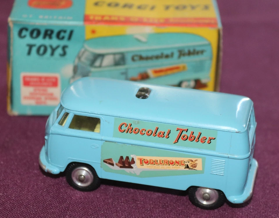 CORGI #441 VOLKSWAGEN TOBLERONE VAN WITH TRANS-O-LITES - MINT IN A NEAR MINT BOX - Image 2 of 4