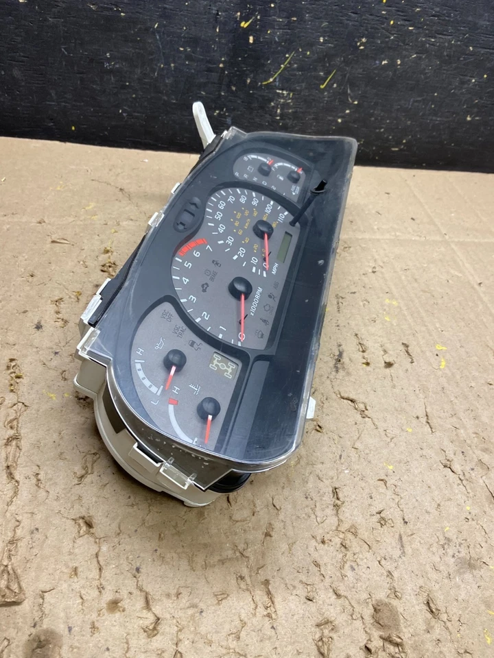 Комплект датчиков спидометра Toyota Sequoia 2001–2004 годов выпуска U5675 DG - Изображение 4 из 4